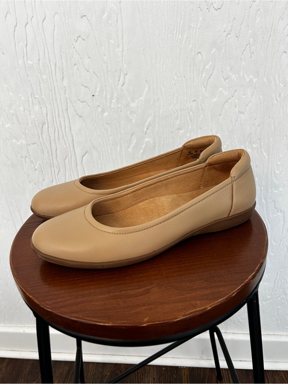 NATURALIZER Flexy Leather Ballet Flay Tan Nude Sz 9.5 Comfort Office Basic